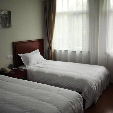 Greentree Inn Suzhou Humble Administrator'S Garden Railway Station South Square Bagian luar foto